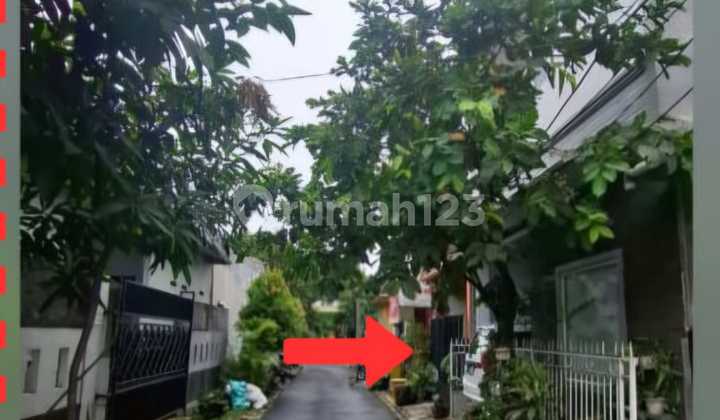 Rumah Berada di Perumahan Ditengah Kota Rumah Berada di Perumahan Ditengah Kota