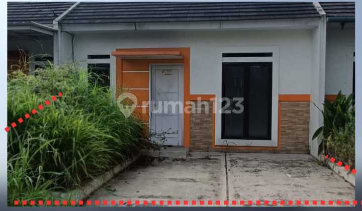 Rumah Berada di Perumahan Ditengah Kota Rumah Berada di Perumahan Ditengah Kota