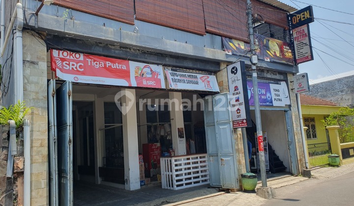 Kos Siap Huni dengan Lokasi Strategis Dekat dengan Rs Bina Sehat Jember Kos Siap Huni dengan Lokasi Strategis Dekat dengan Rs Bina Sehat Jember