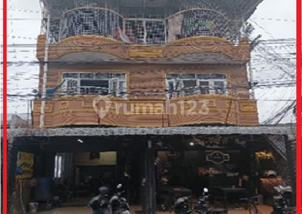 2 Ruko 3 Lantai yang Berada di Pinggir Jalan Kota Medan 2 Ruko 3 Lantai yang Berada di Pinggir Jalan Kota Medan