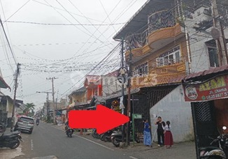 2 Ruko 3 Lantai yang Berada di Pinggir Jalan Kota Medan 2 Ruko 3 Lantai yang Berada di Pinggir Jalan Kota Medan