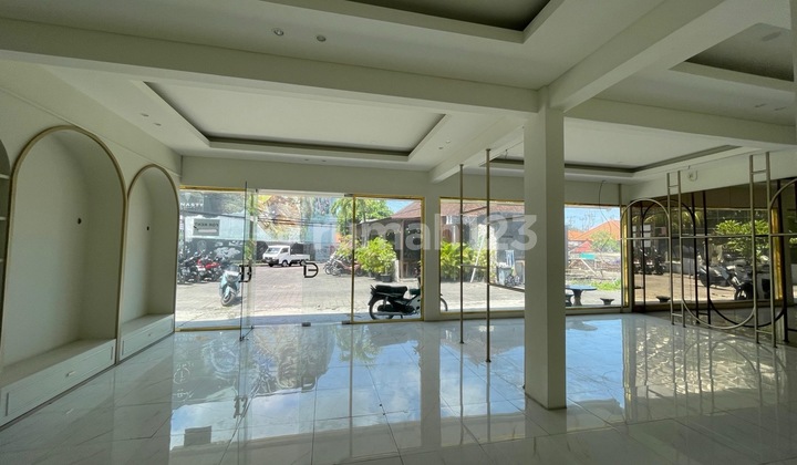 Prime Commercial Space For Rent In Seminyak, Petitenget
