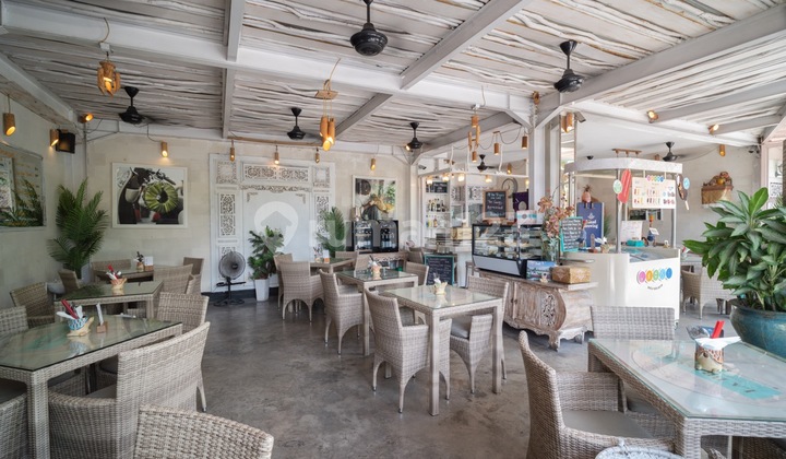 Fully Licensed And Thriving Established Restaurant In Jimbaran For Sale Fully Licensed And Thriving Established Restaurant In Jimbaran For Sale