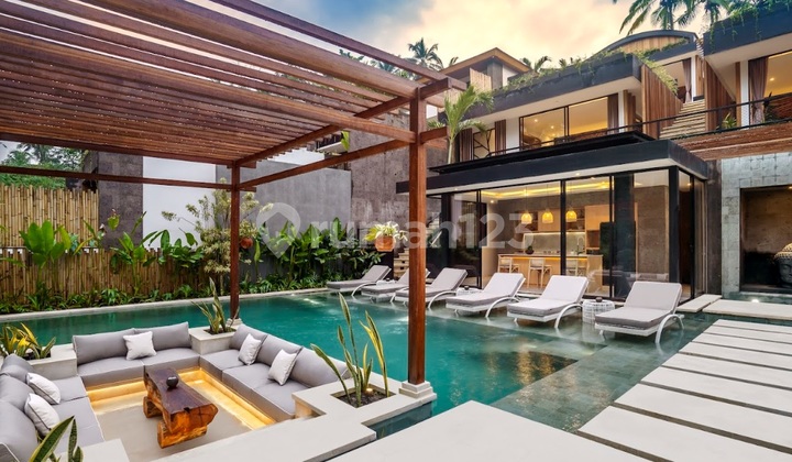 Luxury 4-Bedroom Villa with Jungle Views in Ubud for Sale