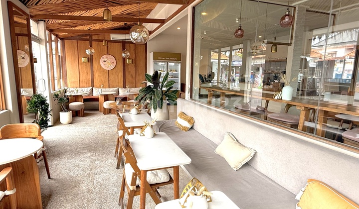 Flash Sale! Profitable Café & Cake Business For Sale In Canggu