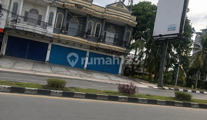 For Rent 2 Shophouses by Main Road - Strategic Location, Can Rent Individually! For Rent 2 Shophouses by Main Road - Strategic Location, Can Rent Individually!