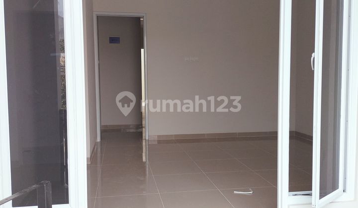 Rumah kelsik baru dlm komlek 2