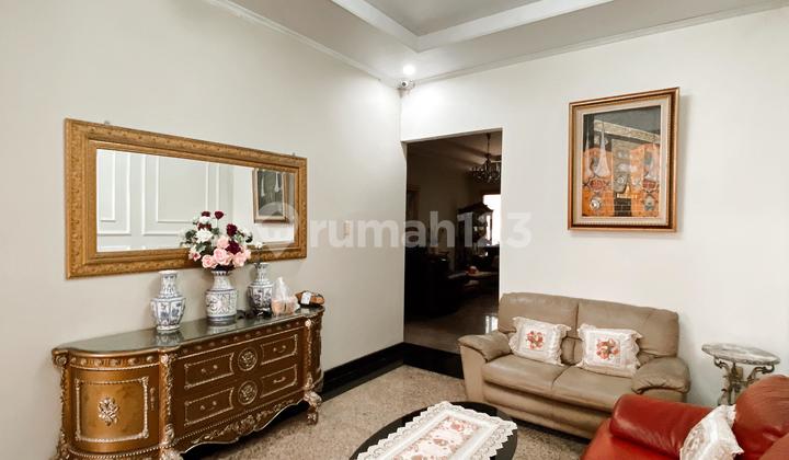 Rumah Bagus di Meruya Utara Siap Huni 2