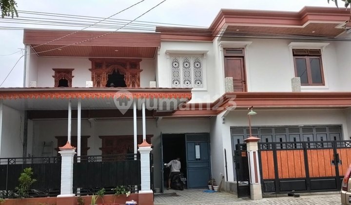 Disewakan Rumah Bagus Lokasi Strategis di Pucang Gading