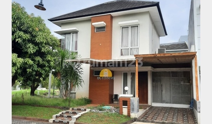 Dijual Rumah Bagus 2 Lantai Full Furnished di Graha Estetika 1