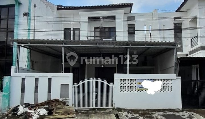 Disewakan Rumah Lokasi Strategis di Pleburan 1