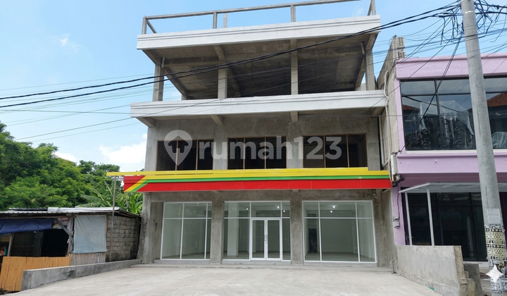 New 3-Story Shop/Office for Rent on Jl Subak Canggu, 212M² Area, Freehold Title New 3-Story Shop/Office for Rent on Jl Subak Canggu, 212M² Area, Freehold Title