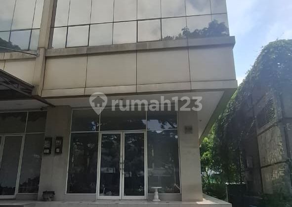 Sell 3-Story Shop House New Custle, Green Lake City West Jakarta 2