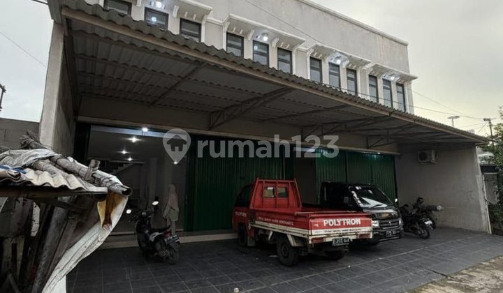 For Rent 2 Adjacent Shophouses on Jl Agus Salim, East Bekasi 2