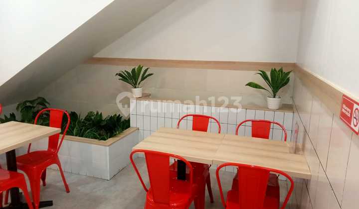 For Rent: Twin Shop Houses in Senayan Utama, Bintaro Raya Sector 9 2