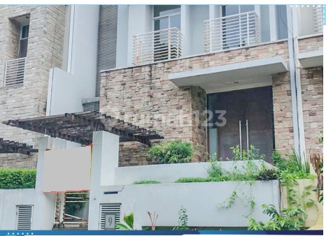 For Sale House in Kew Residence Housing, Kelapa Gading, North Jakarta 2