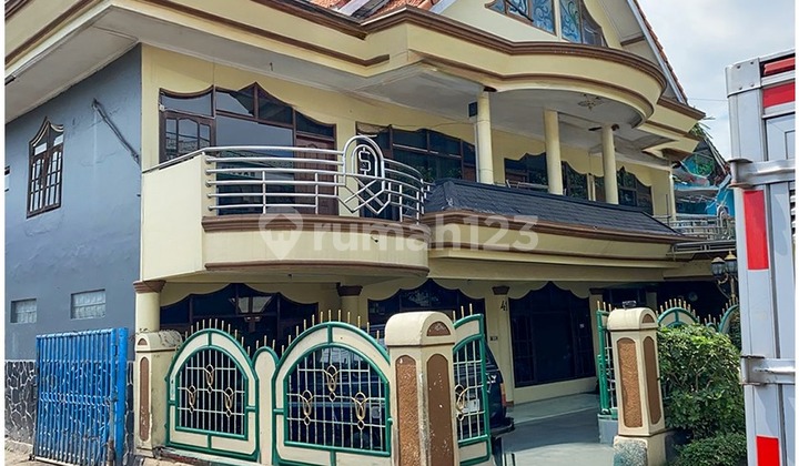 Dijual Rumah 2 Lantai di Lengkong Bandung