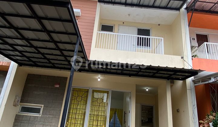 A comfortable residential house with a neat, clean building interior and a beautiful garden in both front and back. A comfortable residential house with a neat, clean building interior and a beautiful garden in both front and back.