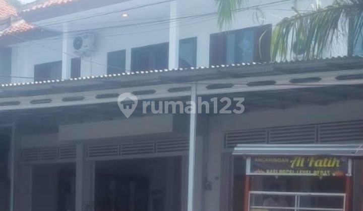 Ruko Strategis di Taman Griya Cocok untuk Segala Usaha Ruko Strategis di Taman Griya Cocok untuk Segala Usaha