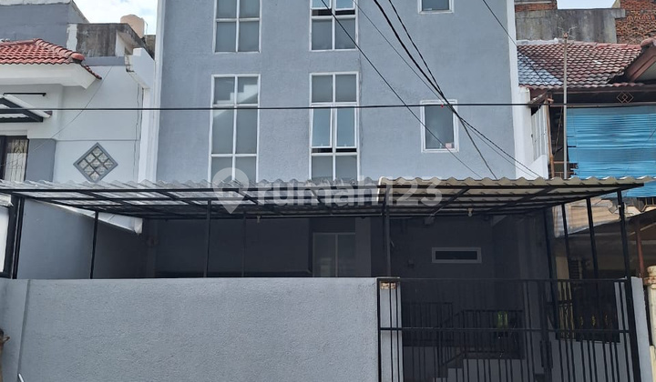 For Sale: Productive Boarding House in Taman Palem Lestari (Guaranteed Profit!) 1