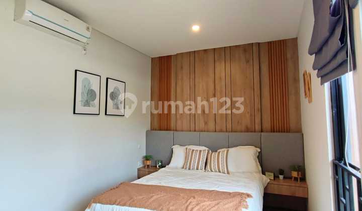 Rumah Baru 3 Lantai Dekat BSD Free DP Harga 1,5 M-An Rumah Baru 3 Lantai Dekat BSD Free DP Harga 1,5 M-An