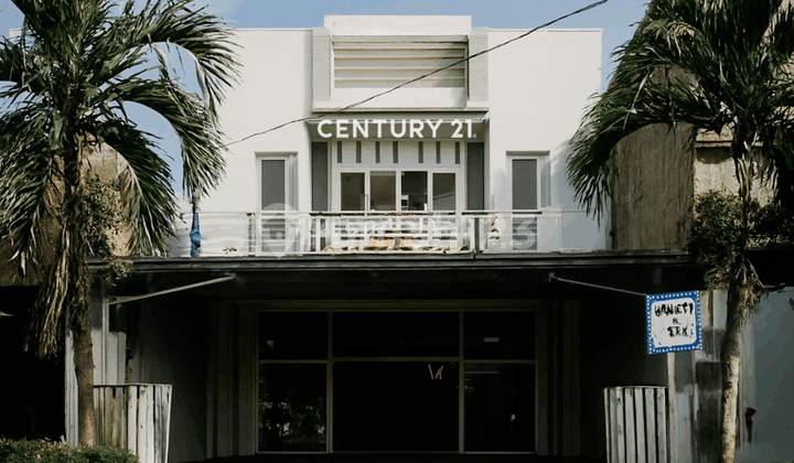2-Storey Shophouse on Jl Kusumanegara Side, Suitable for Business or Office 2-Storey Shophouse on Jl Kusumanegara Side, Suitable for Business or Office