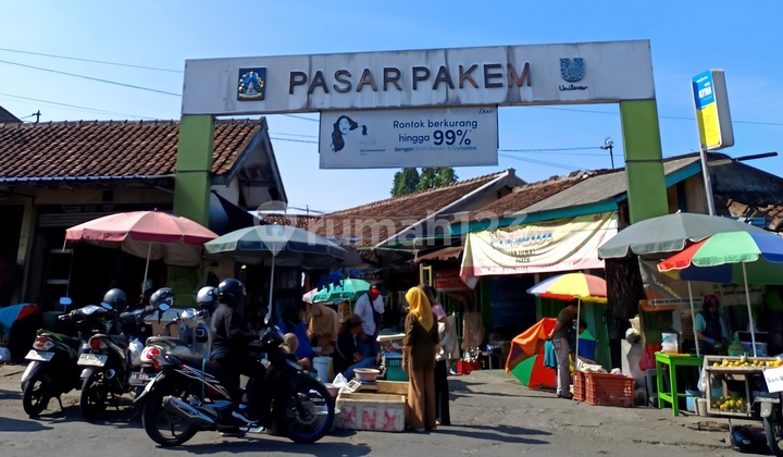 Land in the High Hundreds of Thousands per Square Meter in a Strategic Area Near the Main Road of North Sleman Land in the High Hundreds of Thousands per Square Meter in a Strategic Area Near the Main Road of North Sleman