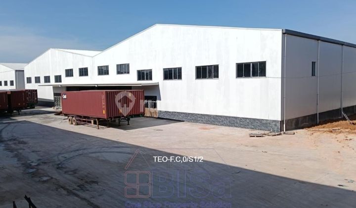 Warehouse Area of Batam Center Industrial Estate