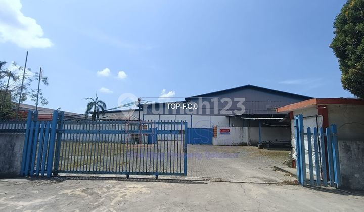 Warehouse in Sagulung Land Area Almost 1 Hectare!