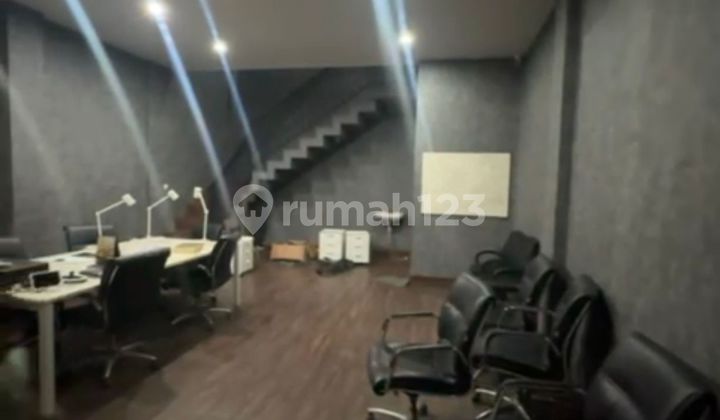 Rental 2-Story Shop House in Umalas Kerobokan Badung Bali Strategic Location Flood-Free Suitable for Office or All Other Business Ventures 2