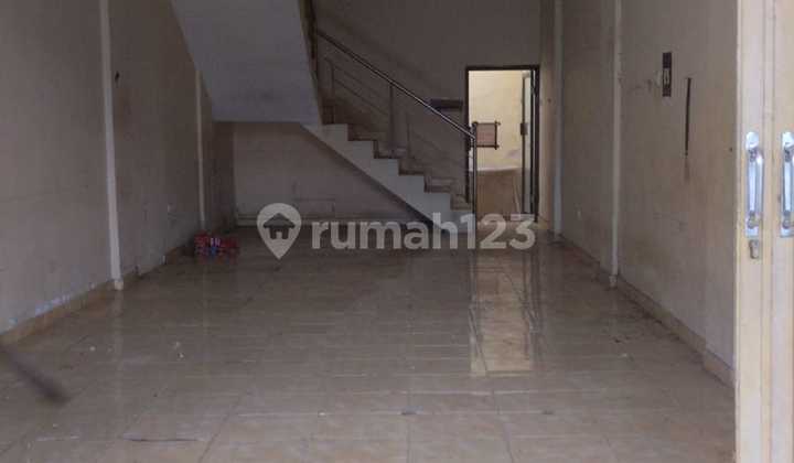 For Sale / For Rent Shop House Location in North Denpasar, Dangin Puri Kangin, Jl. Suli, 4th Floor, Spacious Parking