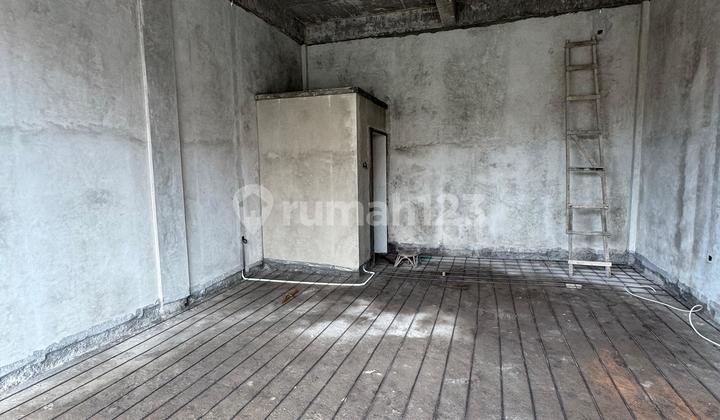 Rented Commercial Space / Business Space in Canggu Padang Linjong 2 Floors Strategic Flood-Free 2