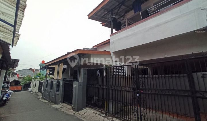 2-Story Boarding House, 8 Rooms, Freehold Title, Land Area 206 M2, Jl Batu Ampar, Near Kramat Jati Market, East Jakarta (Rj) 2