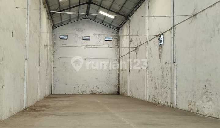 Ready-to-use warehouse for sale at Paagon Warehouse