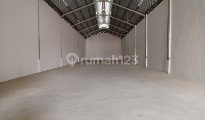 For sale: MMTC Warehouse For sale: MMTC Warehouse