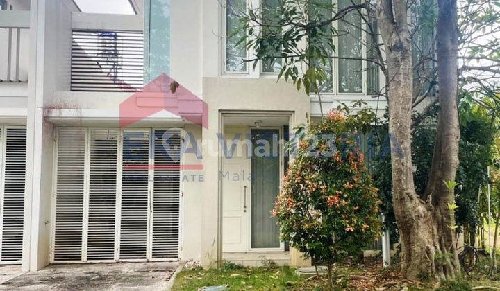 Rumah di Kawasan Elite Pakuwon City Rumah di Kawasan Elite Pakuwon City
