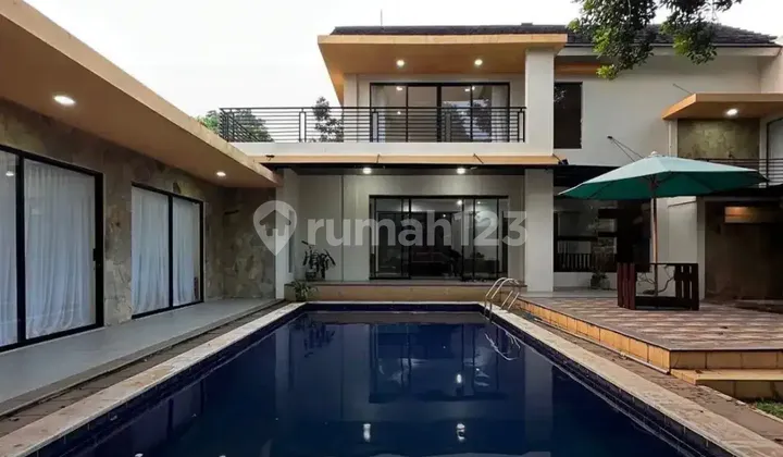 Spacious Luxury House for Sale Fully Furnished, Private Pool, Large Yard Spacious Luxury House for Sale Fully Furnished, Private Pool, Large Yard