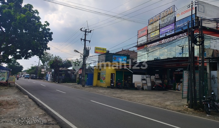 Roadside Business Shop in Cibinong 2