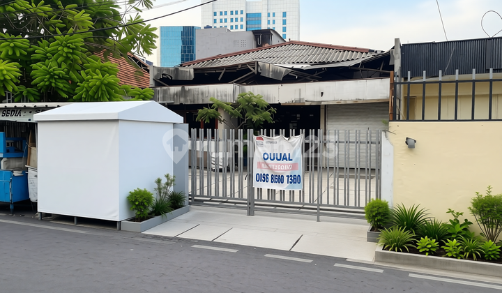 For Sale: Kebon Sirih Barat I House. Land Area Measured. For Sale: Kebon Sirih Barat I House. Land Area Measured.
