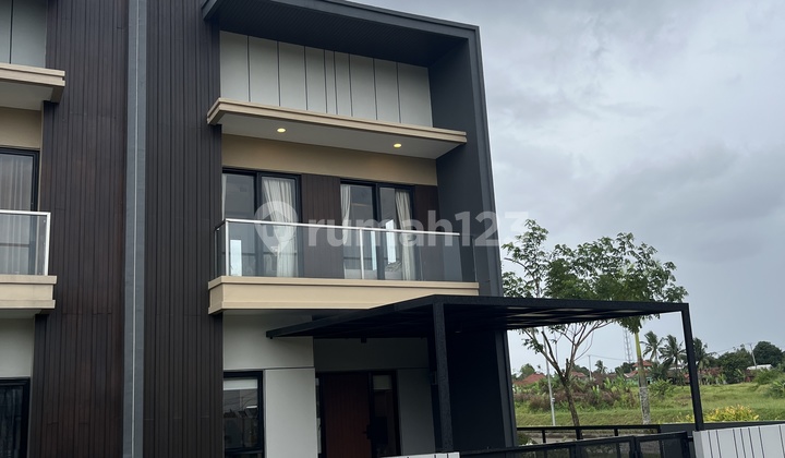 Rumah Baru 2 Lantai Dekat Akses KRL di Bogor Rumah Baru 2 Lantai Dekat Akses KRL di Bogor