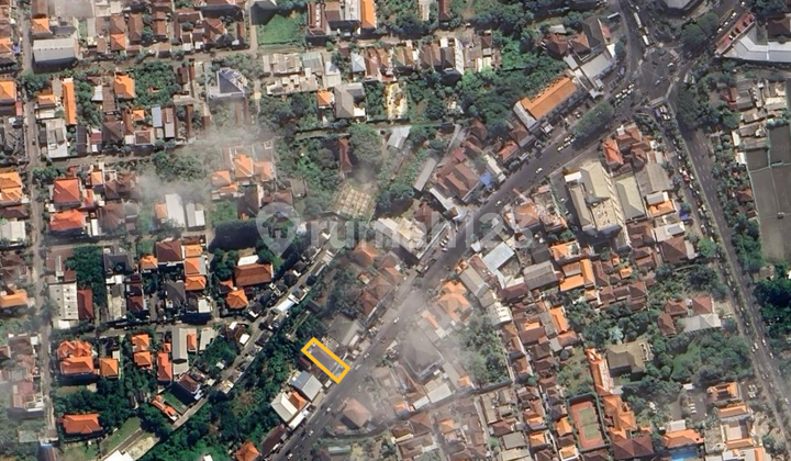 Property/House with Shop. Strategic Location Tohpati Kesiman Denpasar