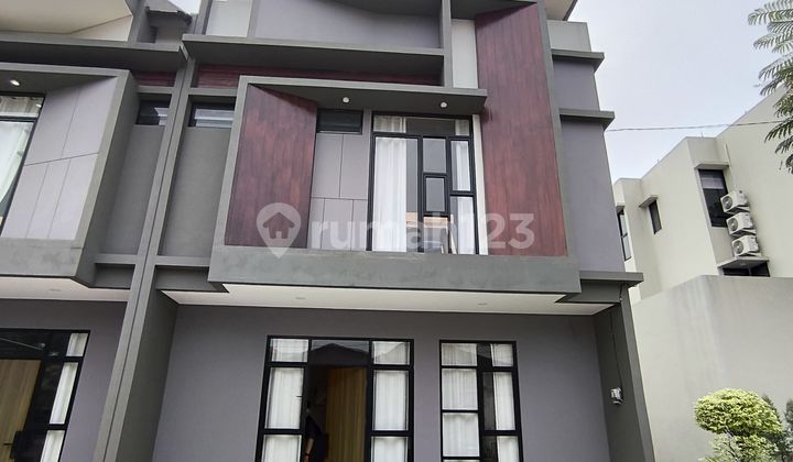 Rumah 2 Lantai Dekat Kantor Wali Kota Tangerang Selatan Rumah 2 Lantai Dekat Kantor Wali Kota Tangerang Selatan