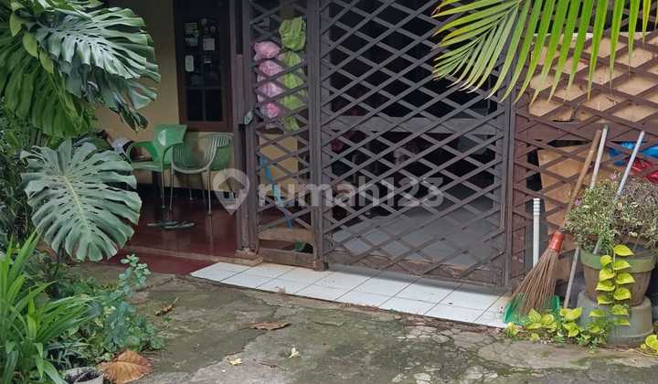 Rumah SHM Dekat Area Kuliner & Univ Swasta, Makasar Jakarta Timur Rumah SHM Dekat Area Kuliner & Univ Swasta, Makasar Jakarta Timur