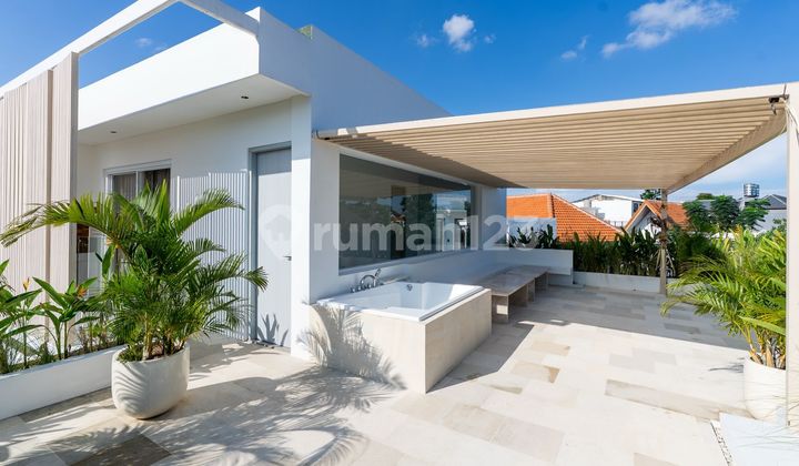Luxurious House in Pererenan, Bali, Fully Furnished, 4 Floors