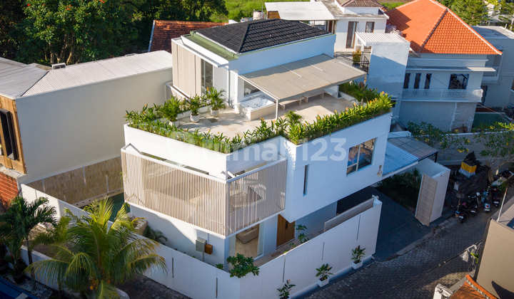 Luxurious House in Pererenan, Bali, Fully Furnished, 4 Floors Luxurious House in Pererenan, Bali, Fully Furnished, 4 Floors
