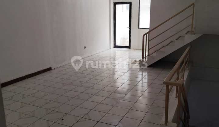 Shophouse, 3 Floors, in Kedoya, Strategically Located on Main Road 1