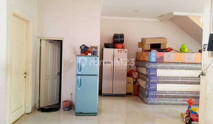 Dijual Rumah di Jalur Utama Jalan Raya Villa Melati Mas, Serpong 1