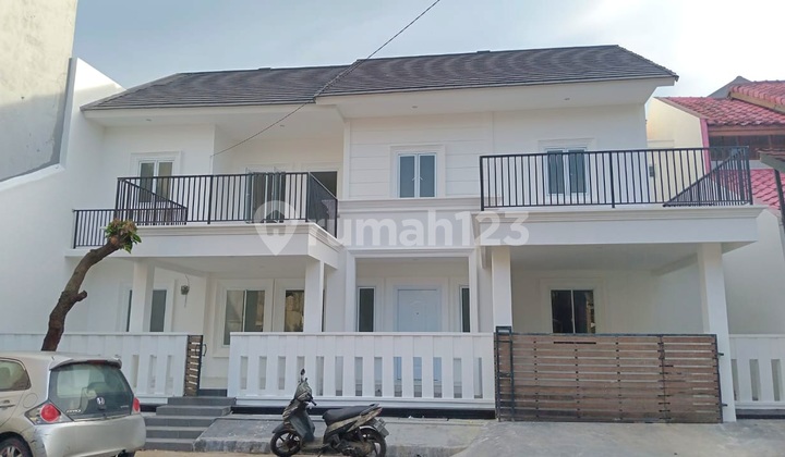 Dijual Cepat Rumah 2 Lantai di Villa Melati Mas