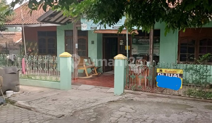 Selling Cheap House by Main Road, in Bandung Strategic Location