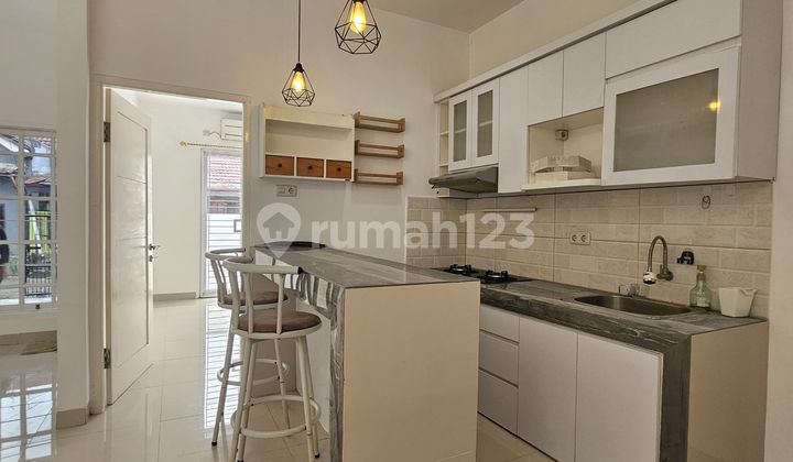 House For Sale: CLUSTER CATALINA- GD.SERPONG 